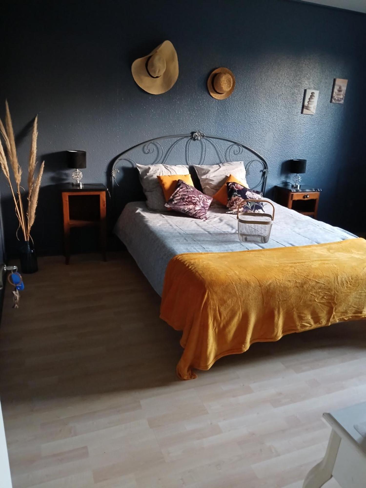 Domaine Des Ifs Bed & Breakfast Le Pin  Екстериор снимка